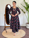 Stylish Anarkali Kurta Set in Elegant Block Print Design