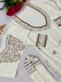 Effortless Glamour in ivory Tissue Chinon Elegance