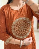 Elegant embroidery Pattern Kurta Set