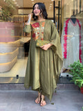 Elegant 3 Pcs kurta set with Embroidered work with malmal dupatta