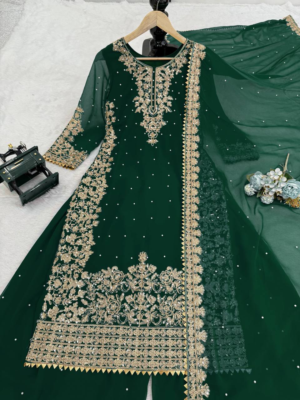 Graceful 3-Piece Ethnic Set – Elegance in Every Detail