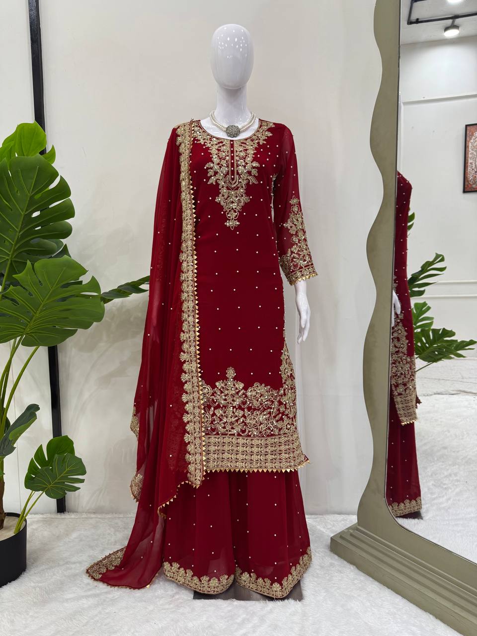 Graceful 3-Piece Ethnic Set – Elegance in Every Detail