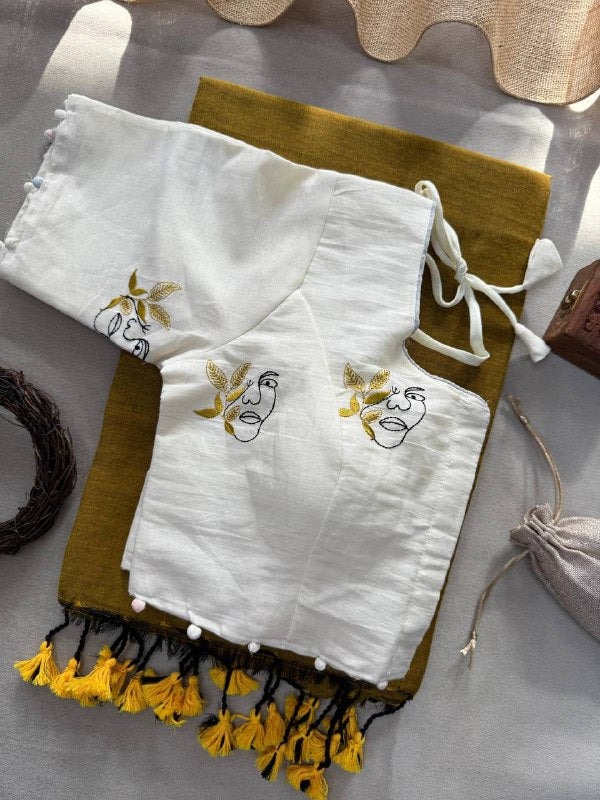 Elegant Khadi Cotton Saree with Flower Design