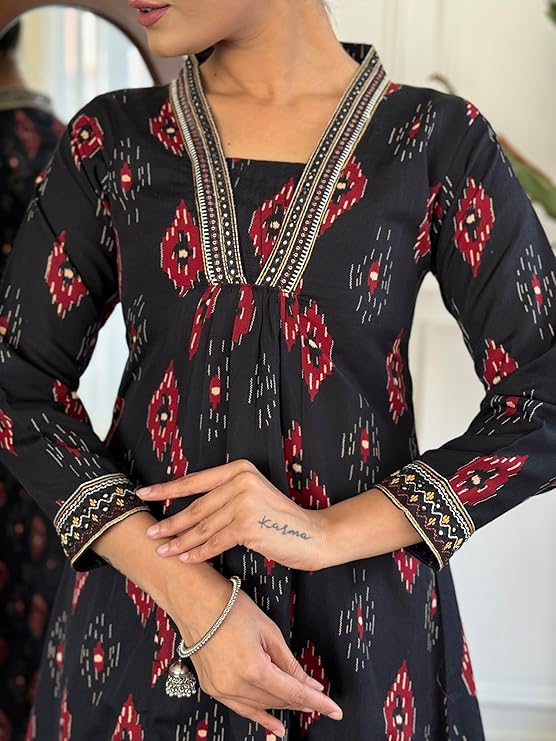 Stylish Anarkali Kurta Set in Elegant Block Print Design