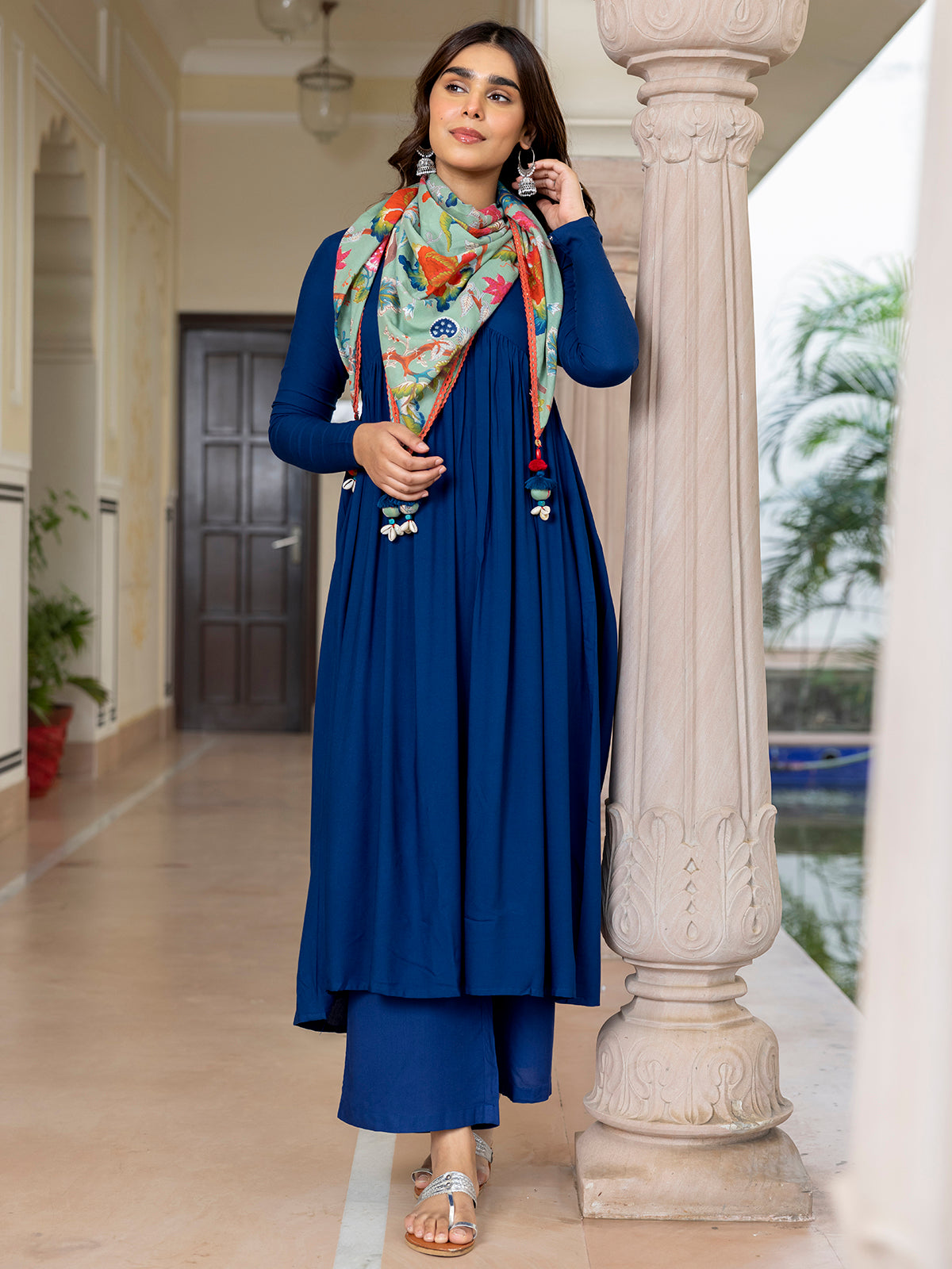 Women's Blue Rayon Solid Kurta