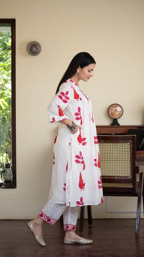 Elegance in Every Thread: Hand Block Printed Pink Pintuck Kurta Set