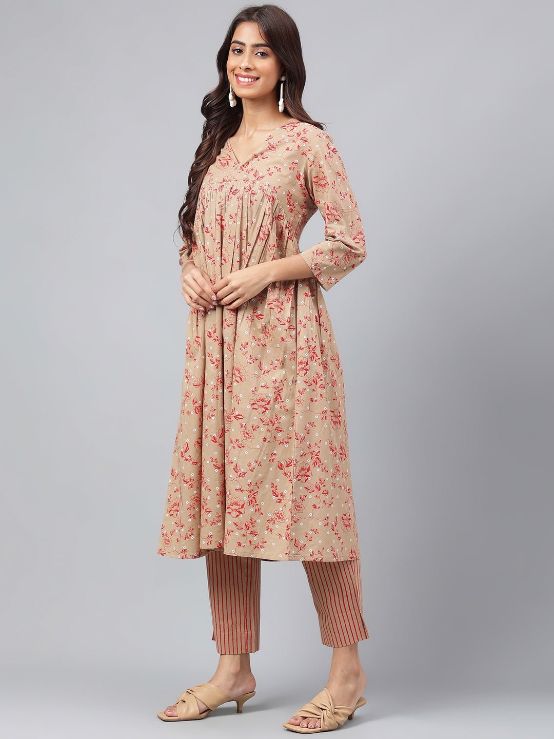 Brown Cotton Floral Printed Kurta With Pant - Style Like A Diva