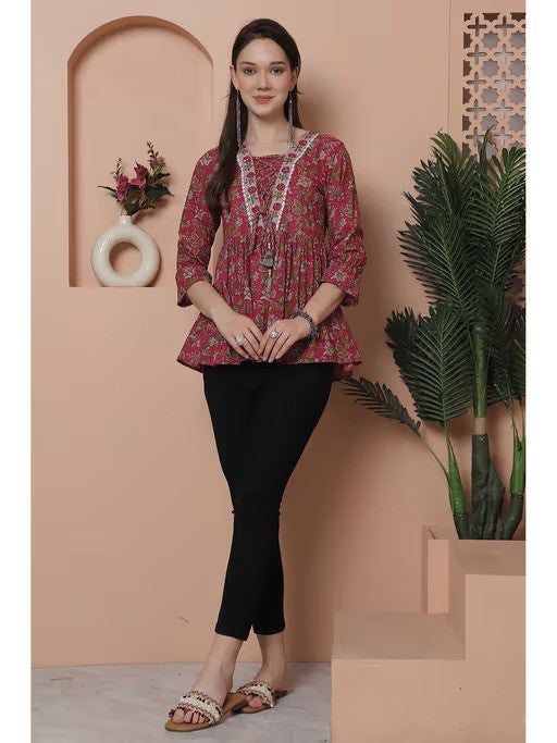 Women Floral Print Regular Fit Tunic