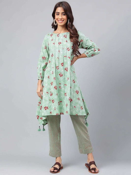 Green Cotton Floral Printed Kurta With Pant - Style Like A Diva