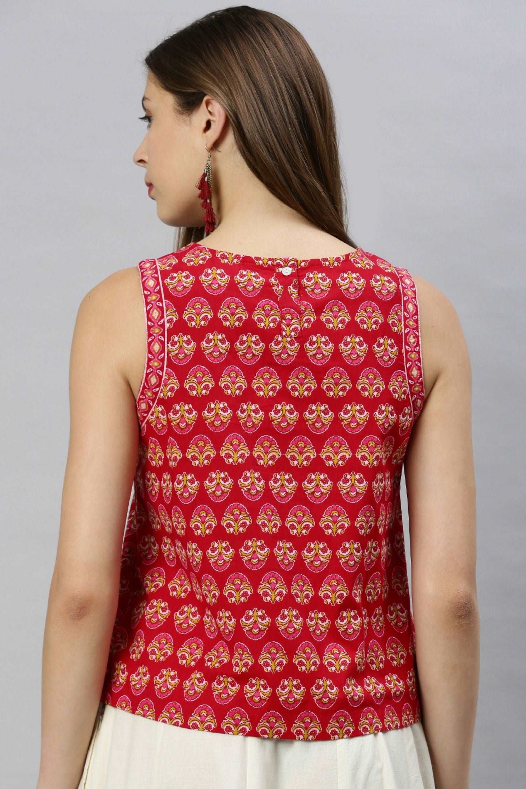 Red Cotton Floral Print Regular Top - Style Like A Diva